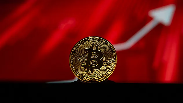 Bitcoin artan jeopolitik risklerle yeniden 74 bin doların altına geriledi