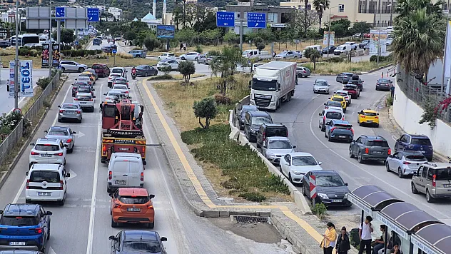 Bodrum'a 24 saatte 20 bin araç giriş yaptı