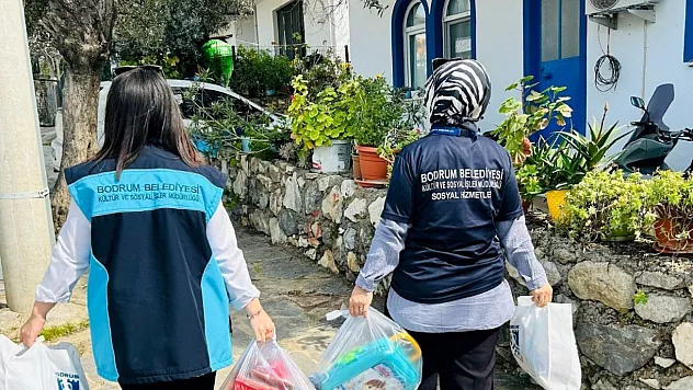 Bodrum Belediyesi minik yüzleri güldürdü