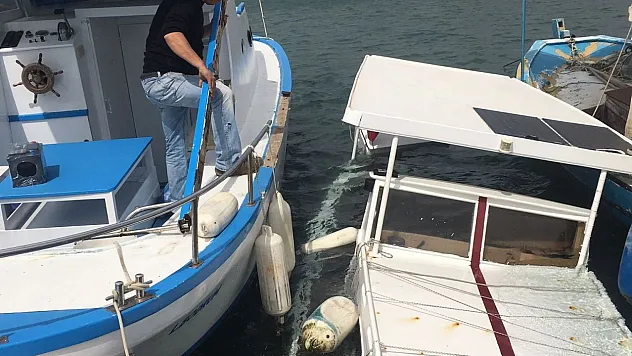 BODRUM'DA FIRTINA BALIKÇI TEKNESİNİ BATIRDI