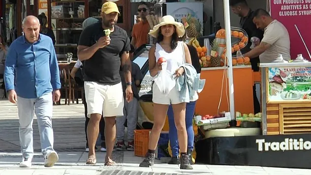 Oteller dolmaya, trafik yoğunlaşmaya başladı