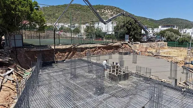 Bodrum'da Sosyal Yaşamı Güçlendirecek Projede İlk Kazma Vuruldu