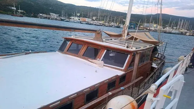 Bodrum'da su alan tekne KIYEM ekiplerince kurtarıldı