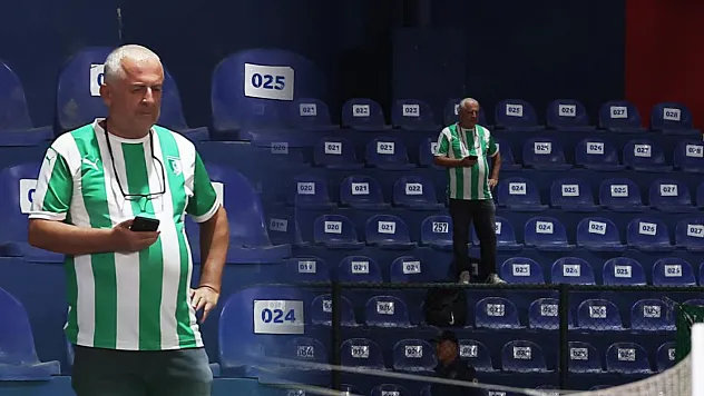 Bodrum FK'dan, deplasman tribünündeki o taraftara ömür boyu kombine