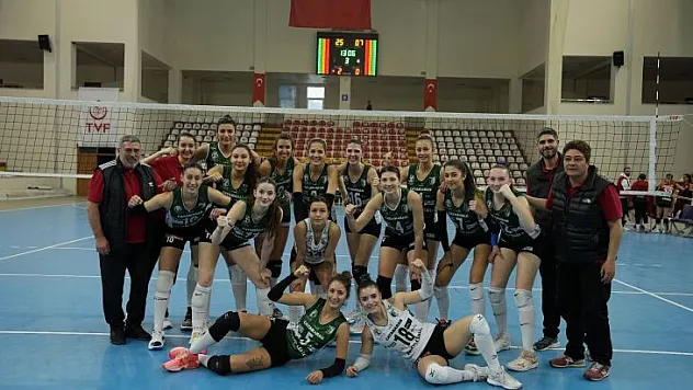 BODRUM'UN İNCİLERİ ÇEYREK FİNAL İLK MAÇINDA GALİP GELDİ