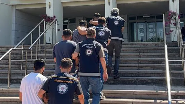 Bodrum ve Marmaris'te göçmen kaçakçılığı operasyonu: 5 tutuklama