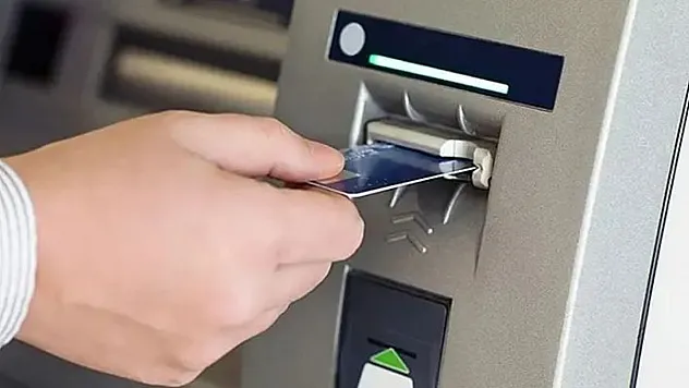 Borç alarmı büyüyor: Takipteki alacaklarda sert artış, kredi kartı borçları patladı
