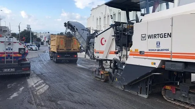 Bozuk yollar kazınarak düzeltildi