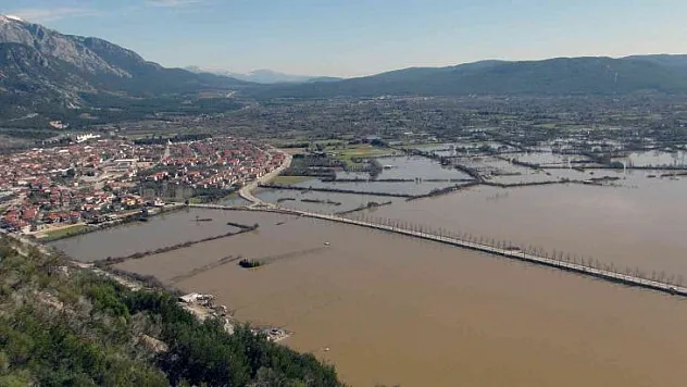 Burası ne deniz, ne göl, tütün tarlası