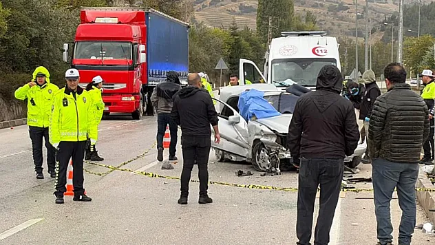 Burdur-Antalya Karayolu'nda Feci Kaza: 1 Ölü, 4 Yaralı