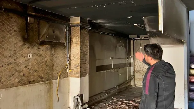 Burdur'da kiraya verdiği dükkanının 4 yıl sonra harabeye döndüğünü görünce şoke oldu