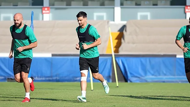 Burhan Eşer: 'Sarıyer maçındaki öz güvenimiz Bandırmaspor maçına yansıyacaktır'