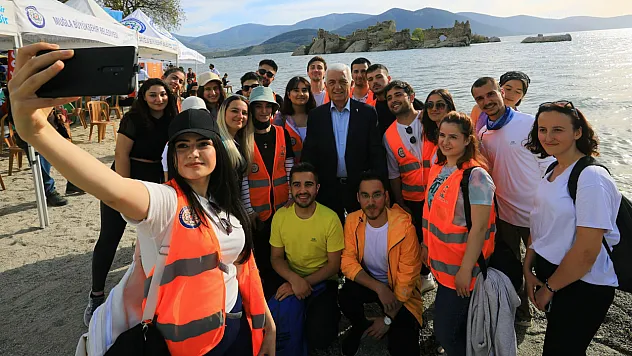 Büyükşehir'den üniversite öğrencilerine destek