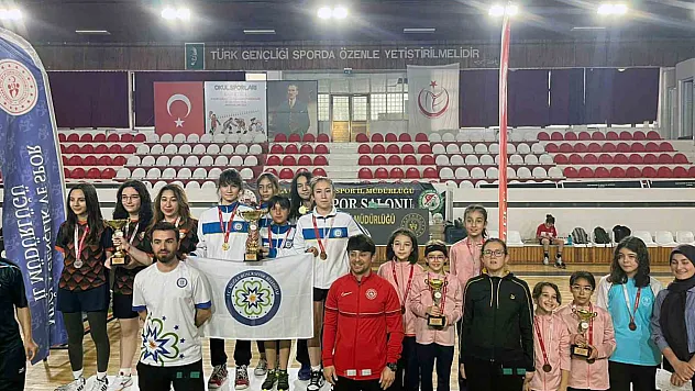 Büyükşehir masa tenisi takımı Muğla şampiyonu