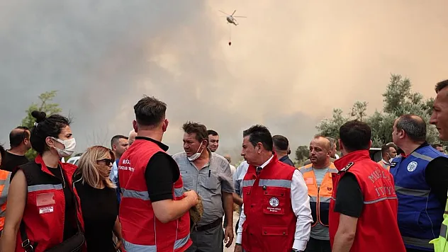 Büyükşehir Tüm Gücüyle Yangın Sahasında