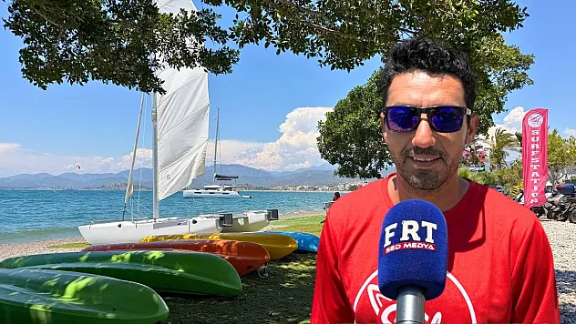 Çalış Plajı'nın Simgesi Olan Rüzgar ve Uçurtma Sörfüne İlgi Artıyor