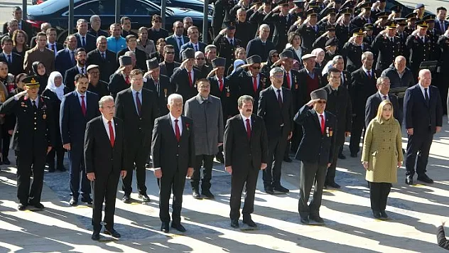 ÇANAKKALE ŞEHİTLERİ DUALARLA ANILDI