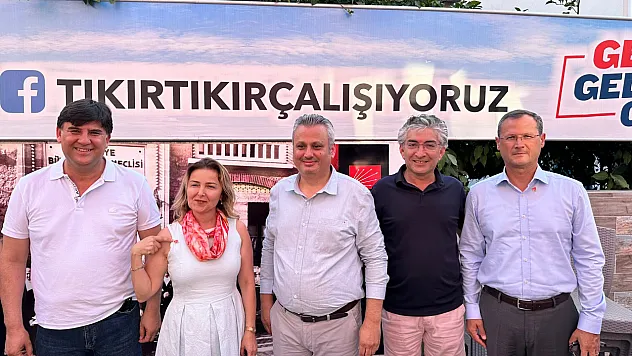 CHP Fethiye'de rozet takma töreni yapıldı