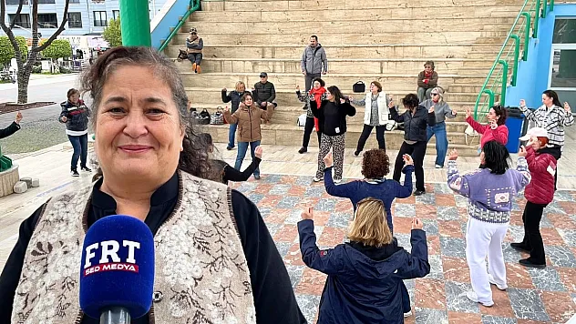 CHP Fethiye Kadın Kolları'ndan 8 Mart'a özel zeybek gösterisi