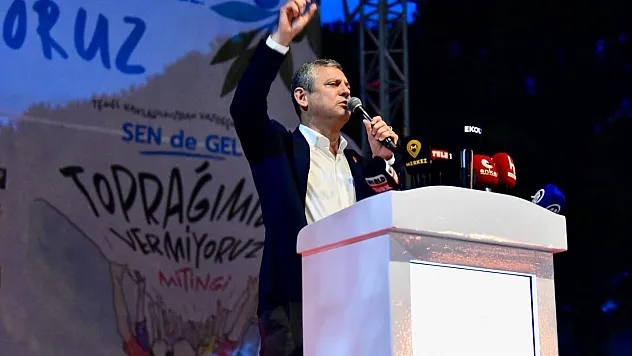 CHP Genel Başkanı Özel Muğla'daki mitingde konuştu: 'Muğla Atatürk Meydanı artık meclisin kendisidir'