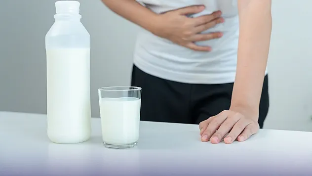 Çocuklarda süt içtikten sonra karın ağrısı, gaz, şişkinlik yada ishale dikkat