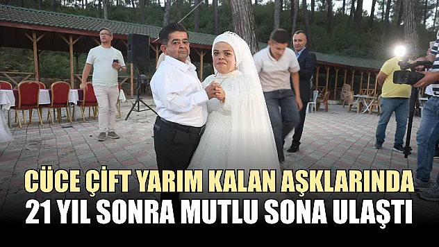 Cüce çift yarım kalan aşklarında 21 yıl sonra mutlu sona ulaştı