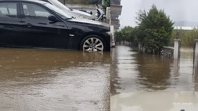 Dalaman'da sağanak yağış yolları göle çevirdi
