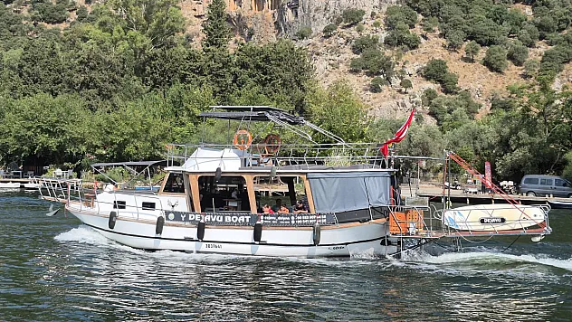 Dalyan Kanalı ve Köyceğiz Gölü'nde teknelere atık denetimi yapıldı