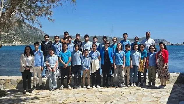 Datça'da Öğrenciler Knidos antik kentinde, TÜBİTAK bilim söyleşisi gerçekleştirdi