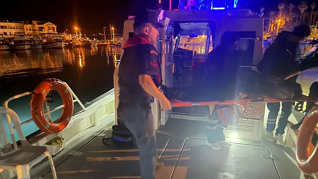 Datça'da ticari gemide rahatsızlanan şahıs denizden tıbbi tahliyesi yapıldı