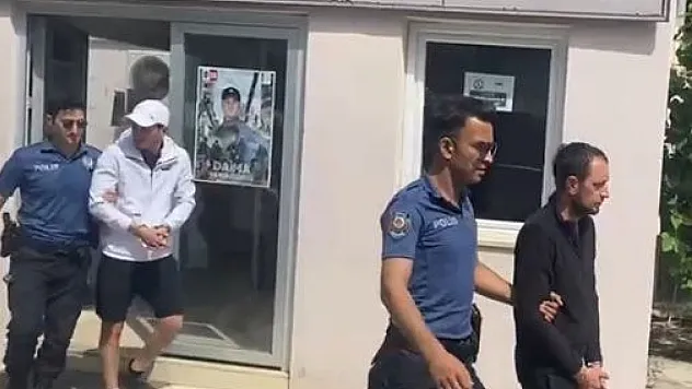 Yabancı Uyruklu 2 Göçmen Kaçakçısı Tutuklandı