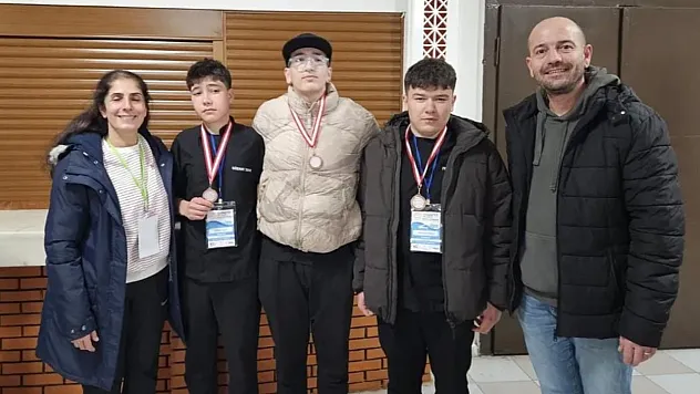 Datça'daki meslek lisesi öğrencileri gastronomi yarışmasında dereceye girdi
