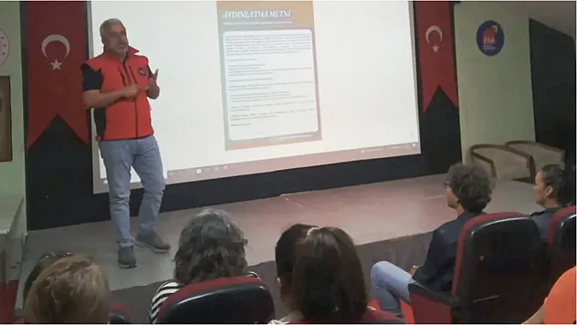 Datça İlçesinde Gençlerin Bilinçli Geleceği İçin Öğretmen Semineri