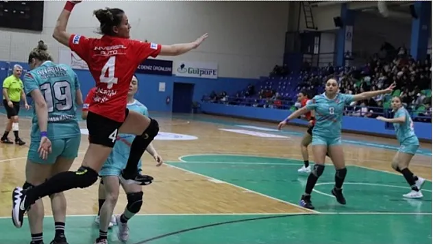 Denizin Kızları Ligde Fırtına Gibi