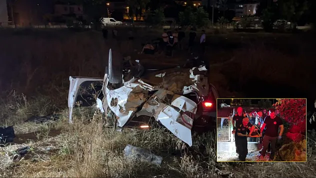 Direksiyon hakimiyetini kaybeden otomobil tarlaya uçtu: 5 yaralı