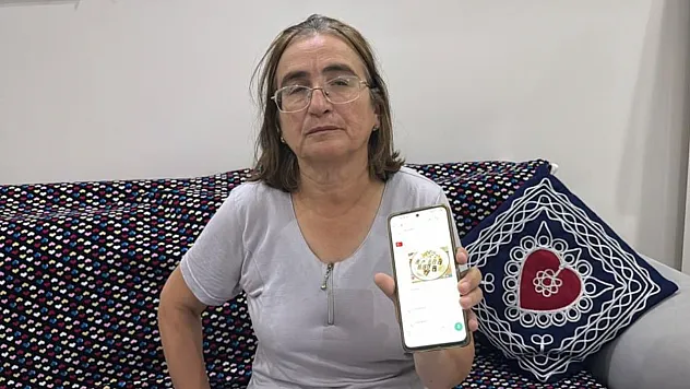 Dolandırıcılar altınlarını aldıkları kadına evini de sattırmaya çalıştı