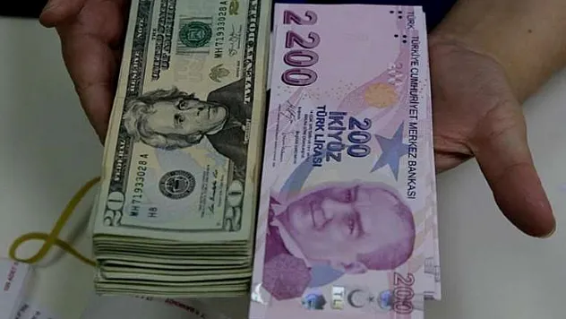 Dolar/TL haftaya rekorla başladı