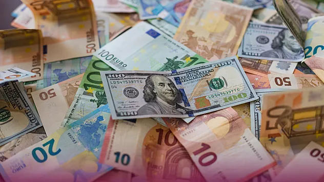 Dolar ve Euro kuru bugün ne kadar oldu? 19 Ekim 2026 güncel döviz fiyatları