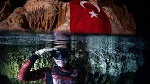 DÜNYA DALIŞ REKORTMENİ ÖLÜDENİZ'DE