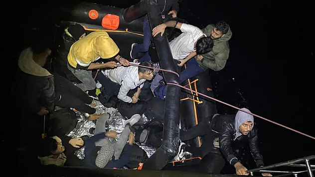 Düzensiz göçmenler yakalandı, 24'ü kurtarıldı