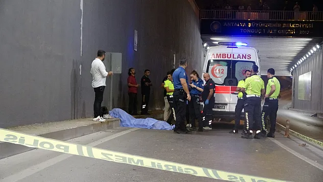 Ehliyetini 20 gün önce alan 18 yaşındaki motosikletli geçirdiği kazada hayatını kaybetti
