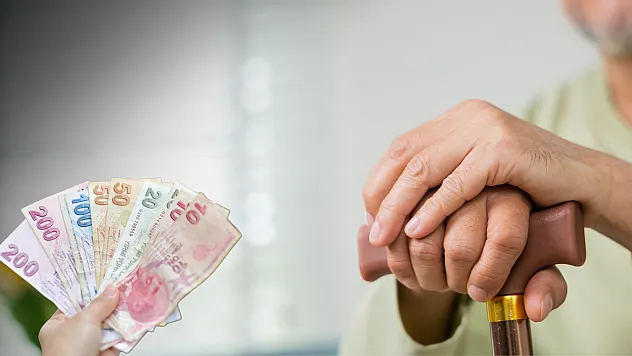 Emekliye yılda 4 ikramiye teklifi: Ödemeler asgari ücrete bağlanacak
