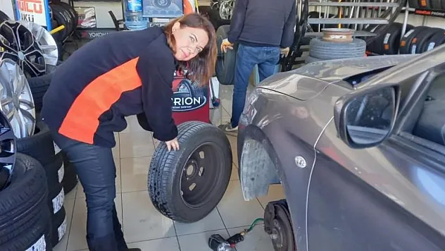 Emniyet'ten araçlara 'kış lastiği' uyarısı