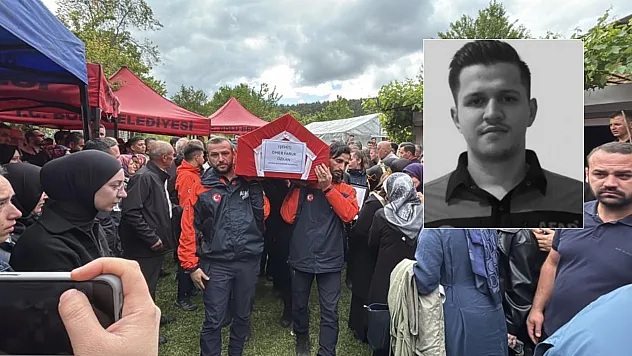 Eşi tabutuna son kez sarıldı, babası namazını kıldırdı: AFAD personeline hüzünlü veda