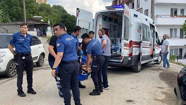 Eski eşini öldürüp oğlunu yaralayan sanıktan ceza almamak için şok savunma