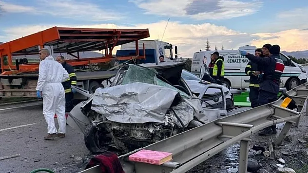 Eskişehir-Ankara yolunda feci kaza: 4 ölü, 2 yaralı