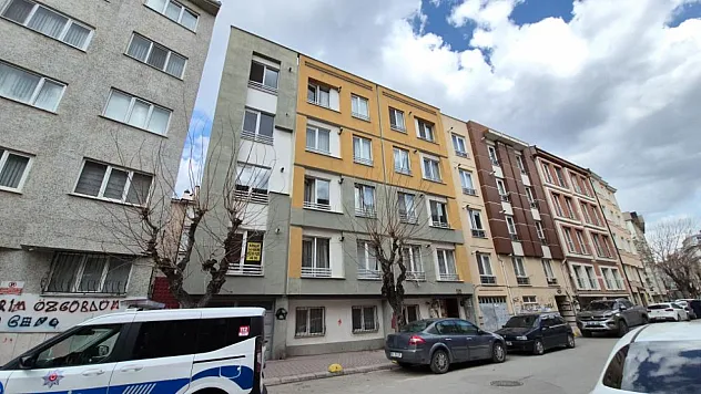 Eskişehir'de 4'üncü kattan düşen öğrenci ağır yaralandı