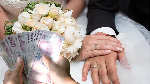 Evlenmenin maliyeti 2 milyon liraya dayandı: Gençler borçla yuva kuruyor
