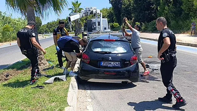 Evlilik teklifine giderken kaza yaptı, yüzük ve çiçeği bulmadan hastaneye gitmedi