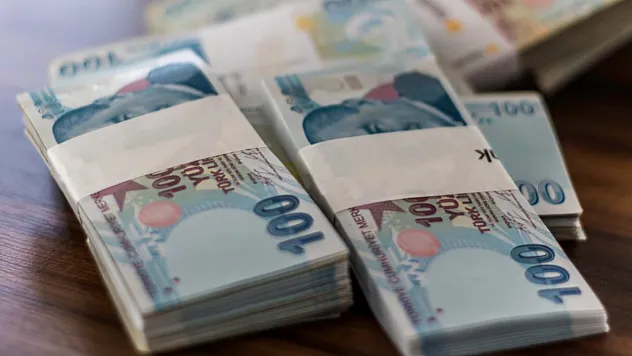EYT'li Emeklilere Ek Gelir Fırsatı: Aynı Ayda 3 Maaş ve Çifte Promosyon İmkanı
